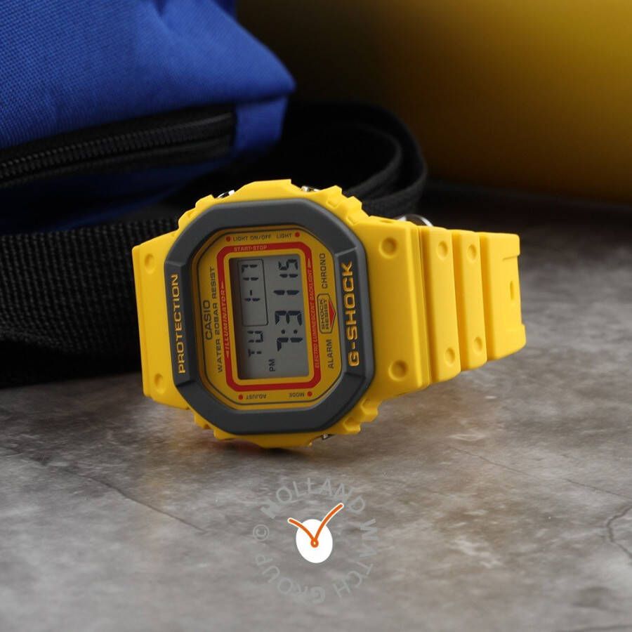 G-SHOCK G Shock Classic Style DW 5610Y 9ER 90's Heritage colour horloge