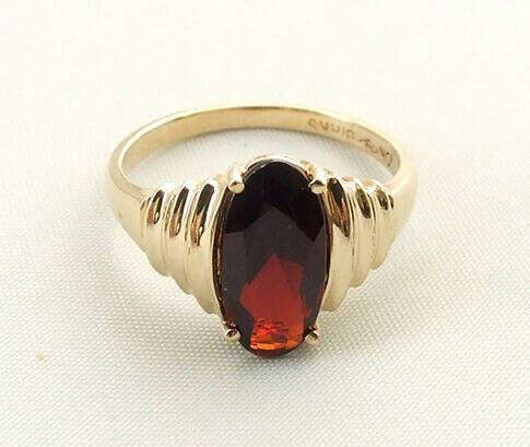 Casio Ocn ring met granaat